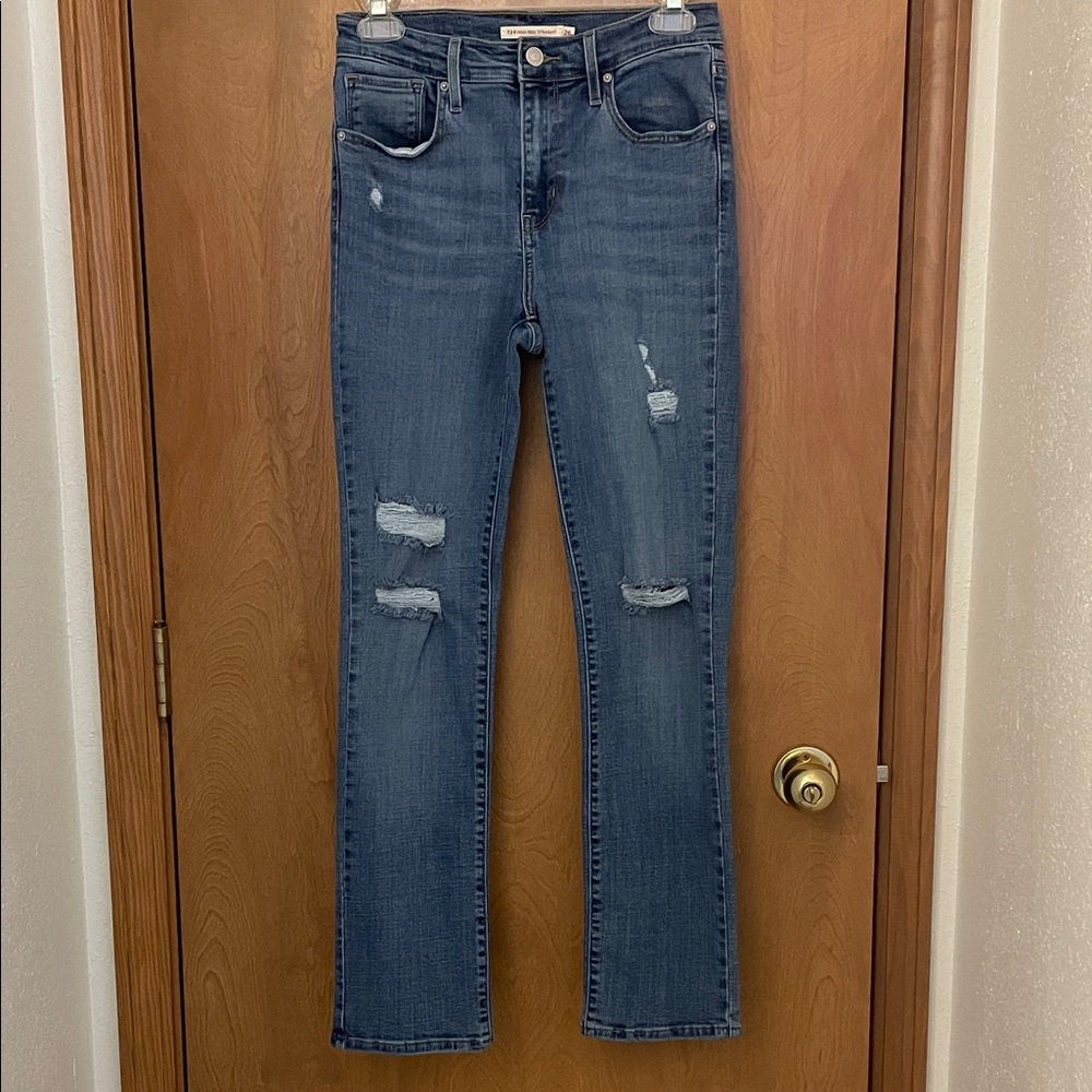 Levi's 724 High Rise Straight Distressed Denim Jeans, W26, L30